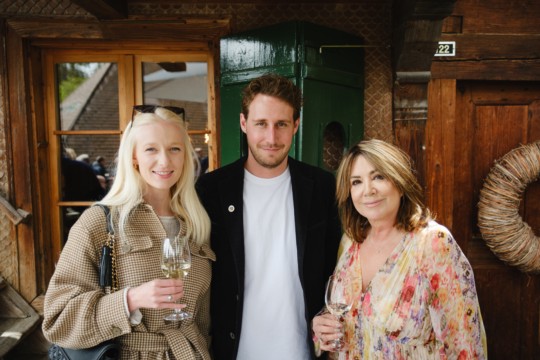 Andrea-Josseck_Studentin_Patrick-Messerli-_Mekom_Isabella-Neuer