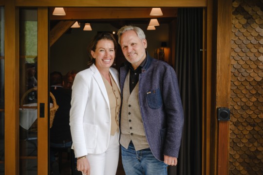 Natalie-Fink_Gesch&auml;ftsf&uuml;hrerin-Grossen-Immobilien-AG_Urs-Grossen-Besitzer-L&ouml;chlibad-1