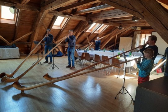 20220320_183929000_iOS