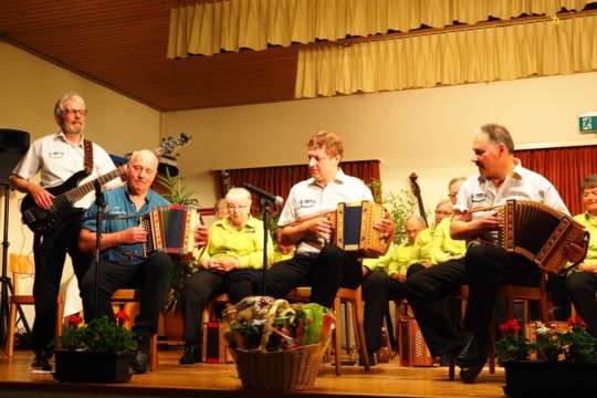 4BF633BA2BDD4318824EA238AFFB797A