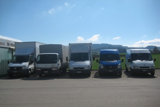 Mietwagenflotte 2023-5 Fahrzeuge.jpg