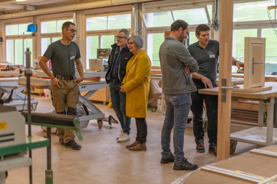 B-E_TagderoffenenT&uuml;r-27