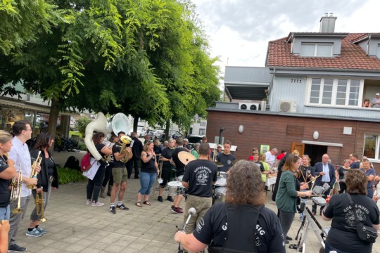 20210807_102411644_iOS