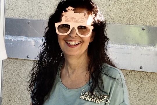 a067f3b9-3dff-4e69-8d5c-07644f812a4b