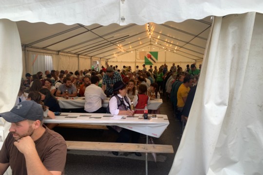 096C660B-4AFD-4D70-A602-D90949E306CF