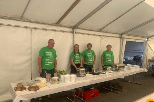 ACC69C39-C72D-4C79-8D0B-EFF493B4A8D0