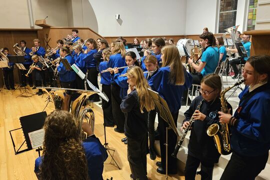 Bild Adventskonzert in voller Kirche