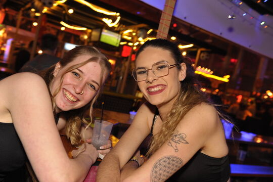 Bild &Uuml;-30 Party am Barfestival in Wichtrach