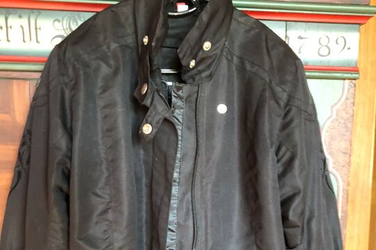 jacke 1.jpg