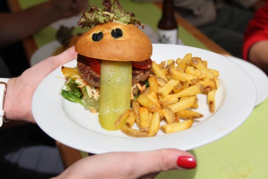 Verpflegung_Clown-Burger_IMG_7327